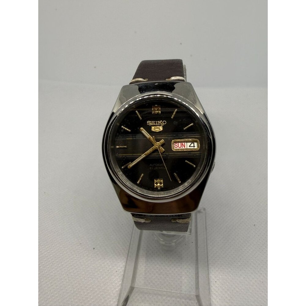 Vintage Seiko 5 Mens Automatic 21 Jewel Watch Black Dial Day/Date brown strap